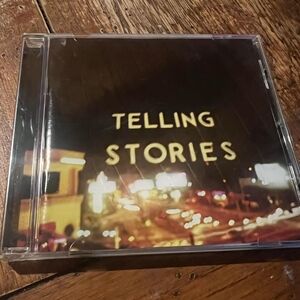 5/5.00  Tracy CHAPMAN Telling Stories CD